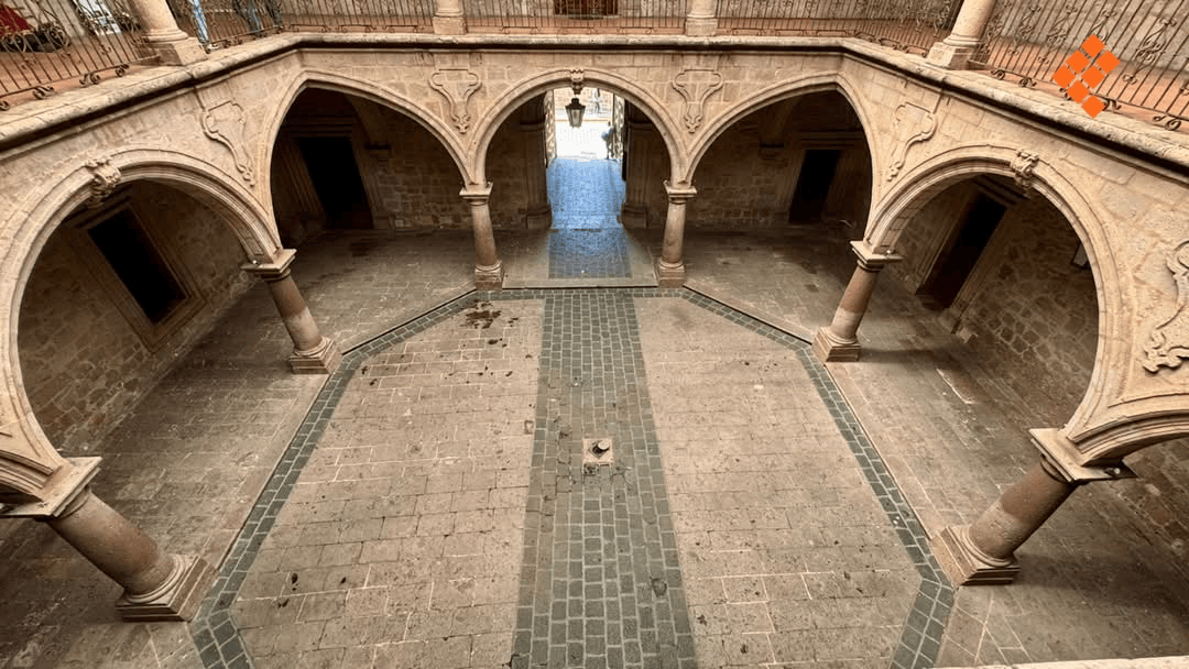 Patio del Palacio Municipal de Morelia